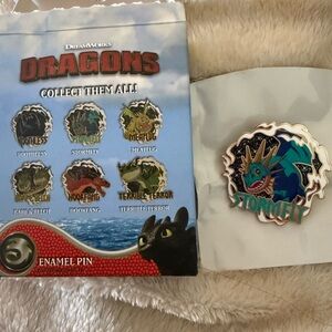 DreamWorks Dragons Stormfly Enamel Pin - Teal & Gold